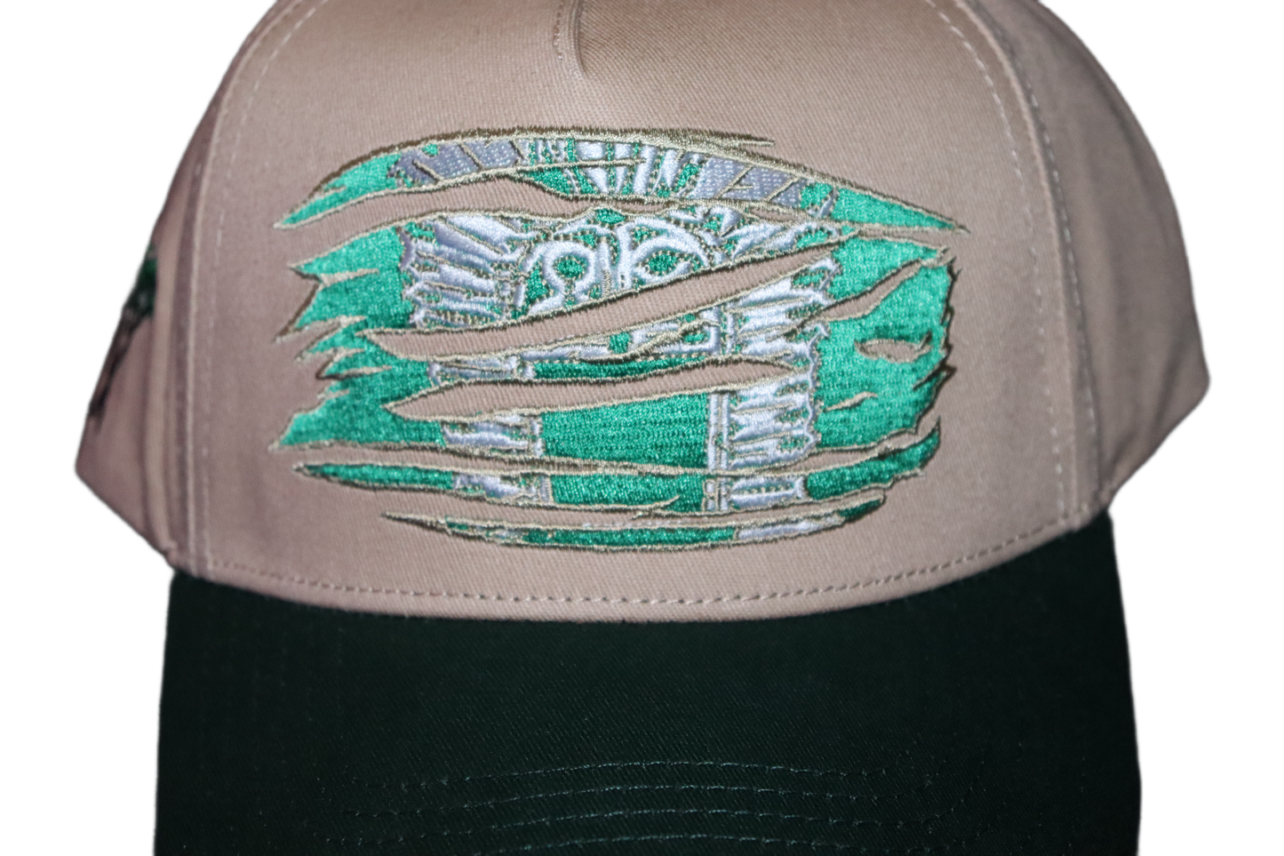 STRAIT DRIP SNAPBACK - TAN/GREEN